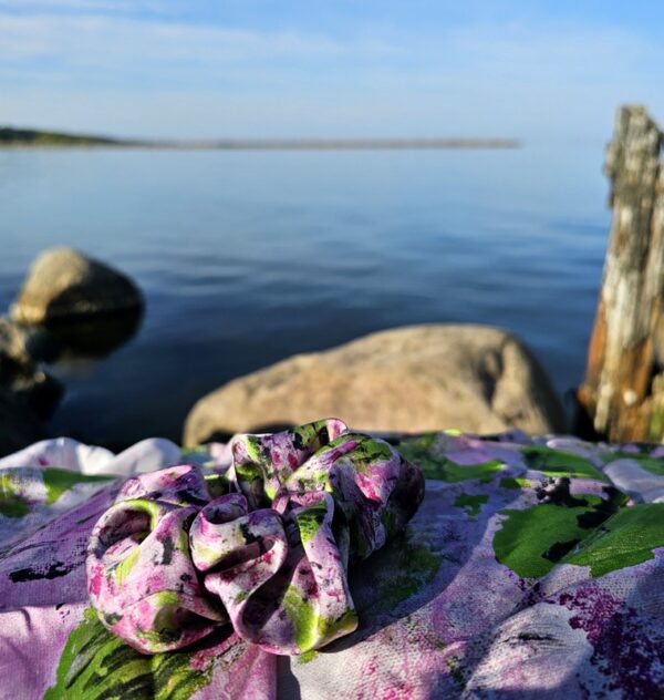 Blooming - Silk Hair Scrunchie Big 5 cm - Image 3