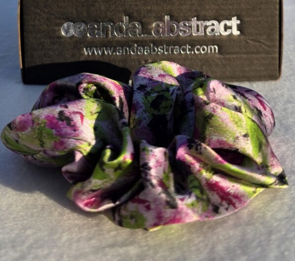 Blooming - Silk Hair Scrunchie Big 5 cm