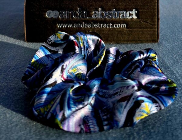 Anda Abstract Silk Hair Scrunchie "Eyes"