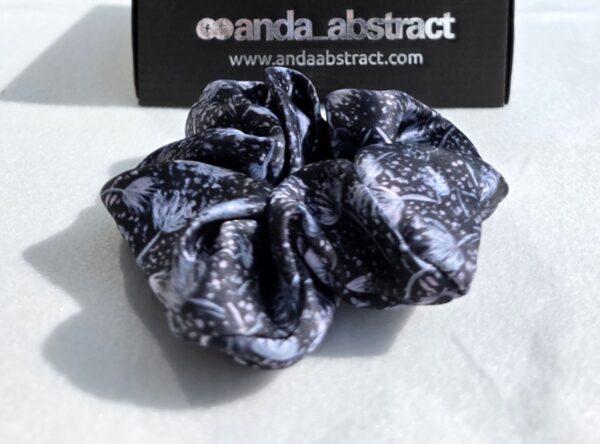 Anda Abstract Silk Hair Scrunchie "Rose Bay" Big 5cm
