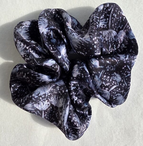 Rose Bay - Silk Hair Scrunchie Big 5cm - Image 2