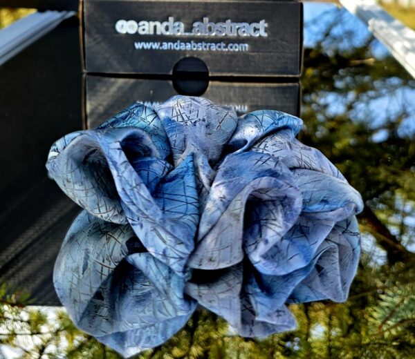 Anda Abstract Silk Hair Scrunchie "Skating" Big 5cm