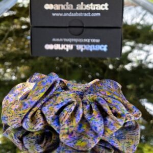 Anda Abstracr Silk Scrunchie - "Song Festival" Medium 3.5cm