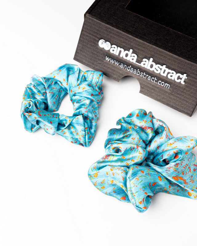 Poppies - Silk Hair Scrunchie Medium 3.5 cm - Image 3