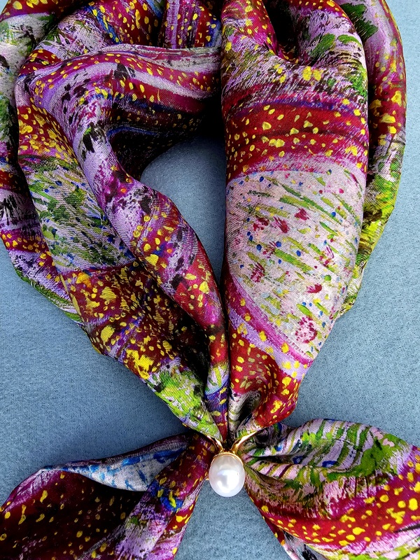 Synergy - Anda Abstract Small Silk Scarf 55x55 cm - Image 4