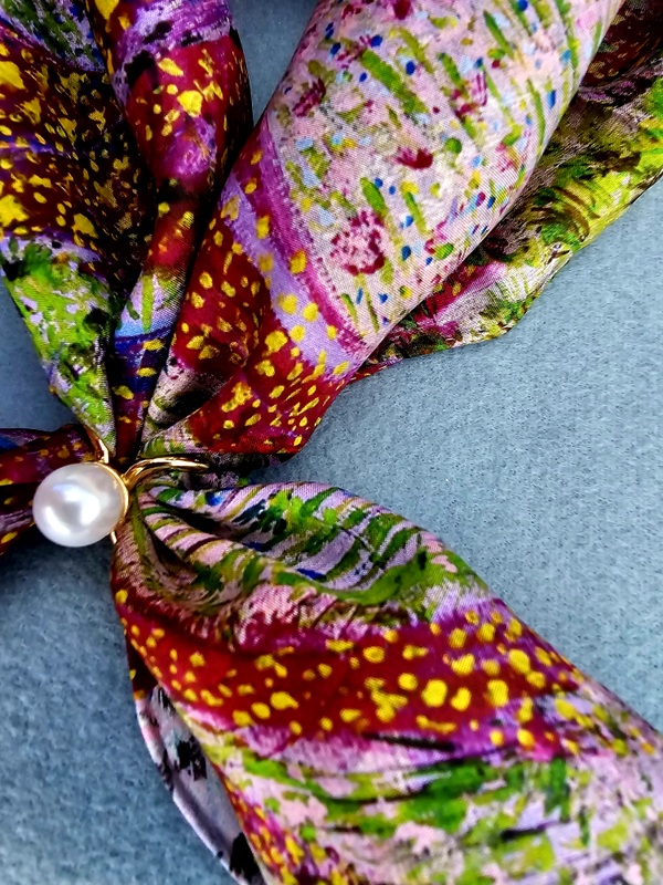 Synergy - Anda Abstract Small Silk Scarf 55x55 cm - Image 2