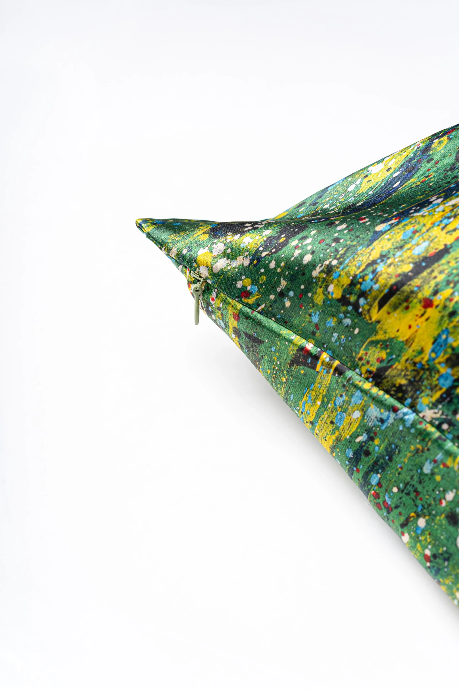 May - Silk Pilowcase 50x70 cm - Image 3